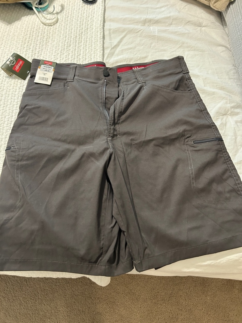 Wrangler Men's Charcoal Gray Cargo Shorts